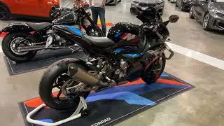 BMW M1000 RR (2024) Walkaround - BMW And Mini Expo 2023