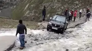 RENAULT KWID  Leh - Ladakh off-roading , ground clearance test , power test .