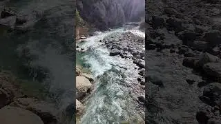 SONIDO ENCANTADOR DE CORRIENTE DE RIO AZ&Uacute;L TURQUESA