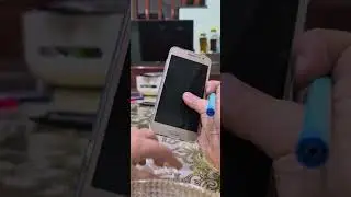 Specal lunar new year stand up and sit down cell phone