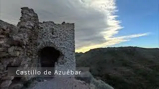 Ventana y castillo de Azuébar