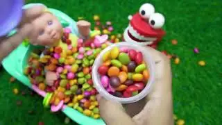 Satisfying Video | DIY Baby Bathtub and Disney Princes with Mesh Stress Balls Cutting ASMR