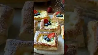 Strawberry Cream Puff Bites 🍓🥐 #shorts #pastry #baking #puff #fyp #viral