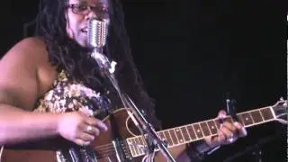 Sonya Jevette Jams Some More With the Band