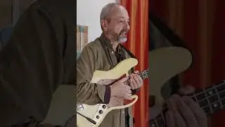 Come posizionare il basso - In piedi  - Altezza basso/tracolla - Imparare il basso da zero