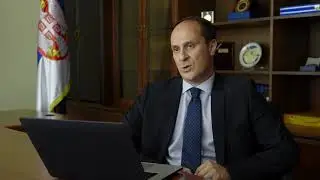 Dokumentarna serija 