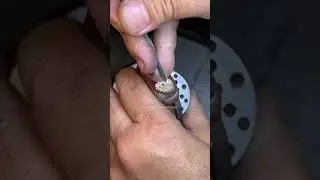 DIAMOND SETTING ON PERMANENT GRILLZ | MOISSANITEBAZAAR.COM