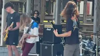 Sweet Home Alabama (Steve Gaines/Allen Collin&rsquo;s end solos) 