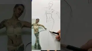 Draw gestural anatomy...from a live fashion model!