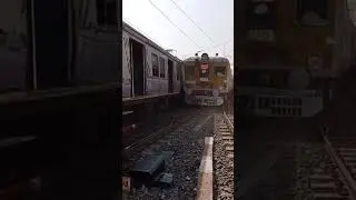 Live train accident at sealdah railway station | Sealdah train accident | train accident in kolkata