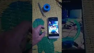Layar Hp bergerak sendiri ..