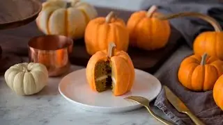 How to Make Pumpkin Cakes