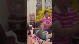 Ns Thái Vinh và nghệ sĩ Bình Tinh dự tiệc chúc tết nhà nghệ sĩ Thoại Mỹ