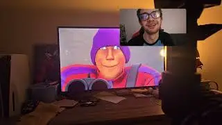 Tf2 fan cdog reacts to how it feels to play as scout in tf2 @LazyPurple 