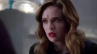 The Flash 3x12 - Snowbarry (Barry & Caitlin) Scenes/Reaction/Crack