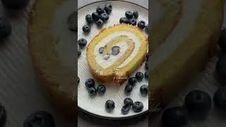 РЕЦЕПТ❤️&zwj;🔥бисквитный рулет с кремом и ягодами в описании #baking #торт #бисквит#вкусно #готовимдома