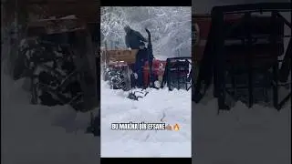 4x4 165 KAR CANAVARI 🤙🏼 #tractor #automobile #offroad #masseyferguson165 #making #dozers #snow
