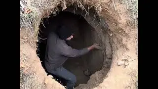 Alone in the wild building an underground shelter 😲#WildSurvival #OutdoorLife