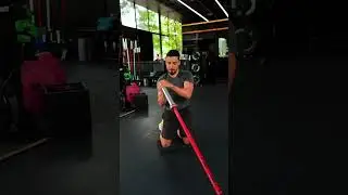 Kneeling landmine press out - upgrade your core and shoulders