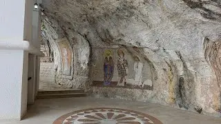 Ostrog Manastırı en tepesinden doğa manzarası. #montenegro #ostrog  