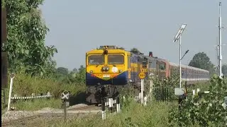 Two Engines Rescuing DEMU Train : 07971 Nanded-Medchal passenger: Indian railways