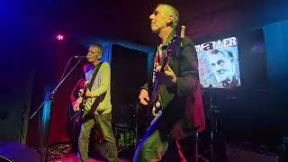 Smaller (Closed) 22/12/25, sold out gig ARC:HIVE liverpool. Vid by peter kevan. 