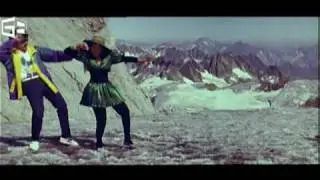 Love me my hero-Song bit-Rowdy Alludu