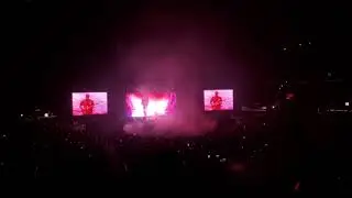 Illenium I care into @ascend tour LA