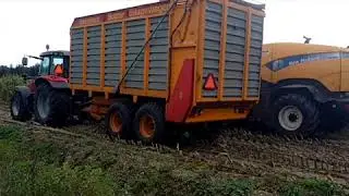 Ma&iuml;s hakselen door loonbedrijf bomkamp Enschede 🚜