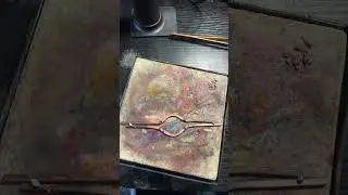 Creating a hand made pure Gold in color copper ring 💍 of the simulation