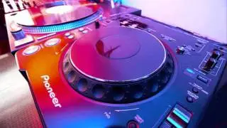 Komytea - Pentagon (Original Mix)