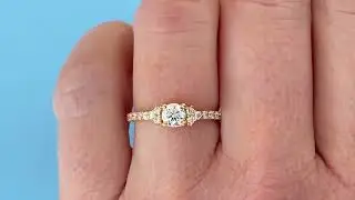 Traceable Diamond Engagement Ring