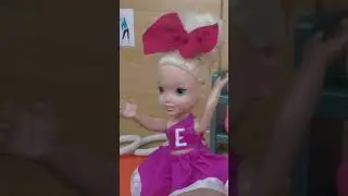 First Crush! Elsa has a HUGE CRUSH at School! ❤️ #shorts #dolls