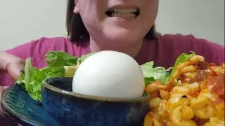 Pasta, Lettuce, and Spinach Hand Shoveling into Mouth. Ate like a true lady 😉. SAUCY goodness! 