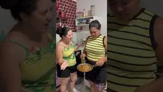 Nenê quer comer peixe 😂😂😂