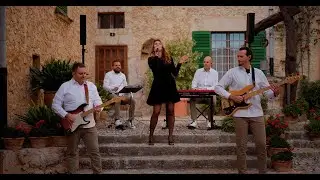 Groove Avenue Cocktail Wedding Band