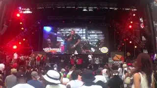 Joe Budden & Tank - She Don't Put It Down (Live @ Hot 97 Summer Jam 2013)