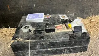 Mouse Trap Card Catapult! Live! #knifethrowing #trickshot #skills