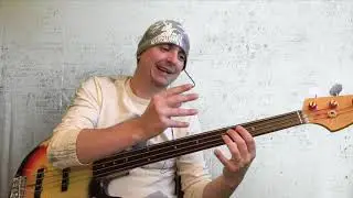 Primi esercizi sul Fretless (Intonazione, vibrato, glissato) - Lezione basso 6