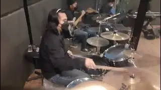 Mari Kita Sambut Sang Raja (drum cover)