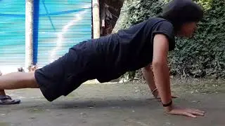 DAY-2 GIRL DOING 75 HARD DAY PUSH UPS CHALLENGE 👿