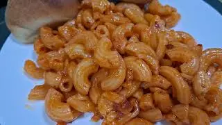 macaroni spaghetti at cheese pandesal for breakfast mga sis