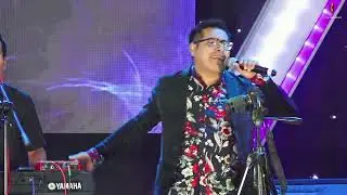 A tus pies orando - Reino Poder y Gloria en Vivo