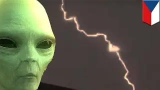 Proof? UFO enthusiasts lit over triangular lightning weather - TomoNews