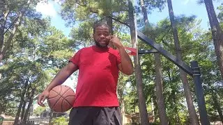 HOW TO PLAY IN THE LOW POST #youthbasketball #youtubeshorts #basketball #basketballcoach #youtube 