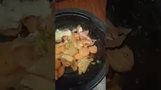 Чем кормить кота Васю. Perfect fit + морковка, брокколи, с. ушки.