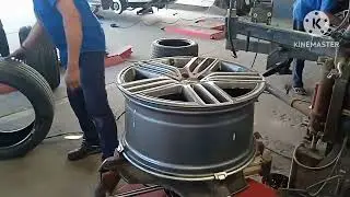 Advanced Car Wheel Balancing Machine with Road Force Machine Technology.