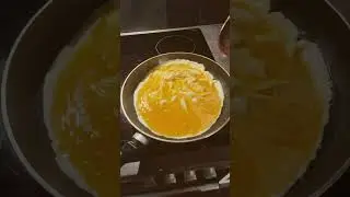 Mein Fr&uuml;hst&uuml;ck und so macht man R&uuml;hrei in der Pfanne.