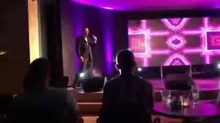 MICHAEL CLEWS AS MICHAEL BUBLE - SENSAT