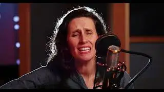 In My Arms (Live at June Audio) - Edie Carey & Sarah Sample